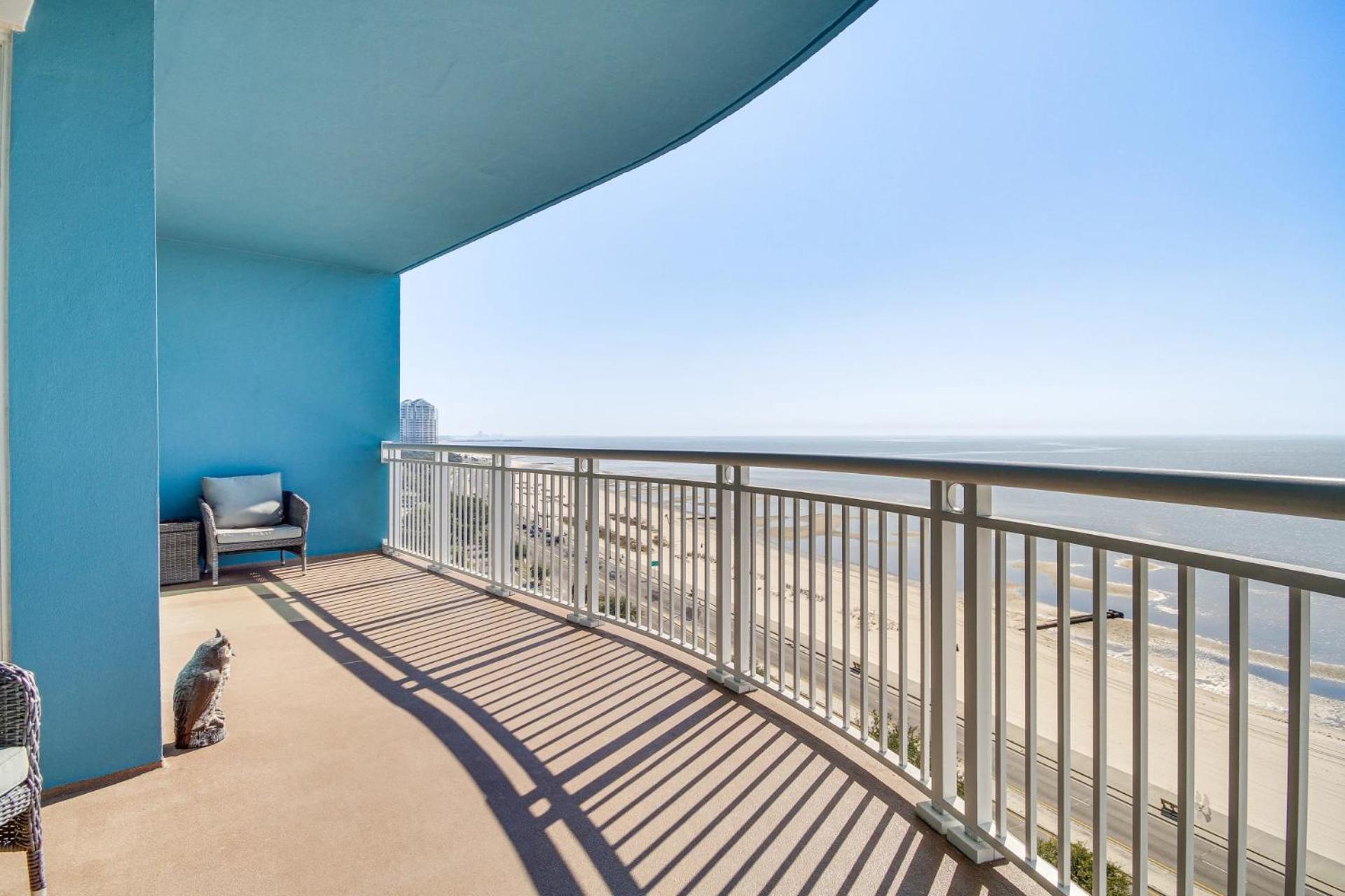 Charming Condo On The Beach/Legacy T2-1102 Gulfport Exterior photo