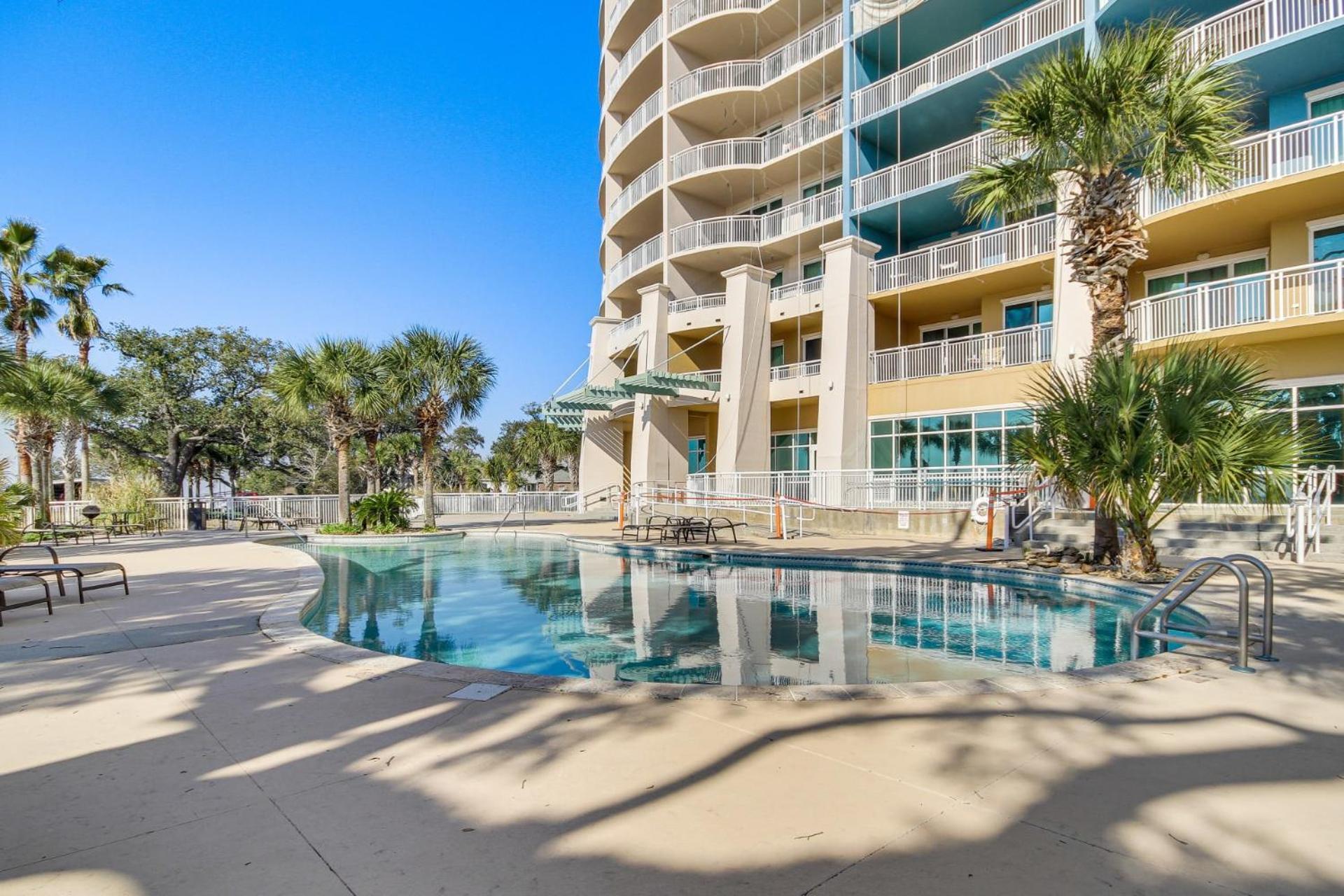 Charming Condo On The Beach/Legacy T2-1102 Gulfport Exterior photo