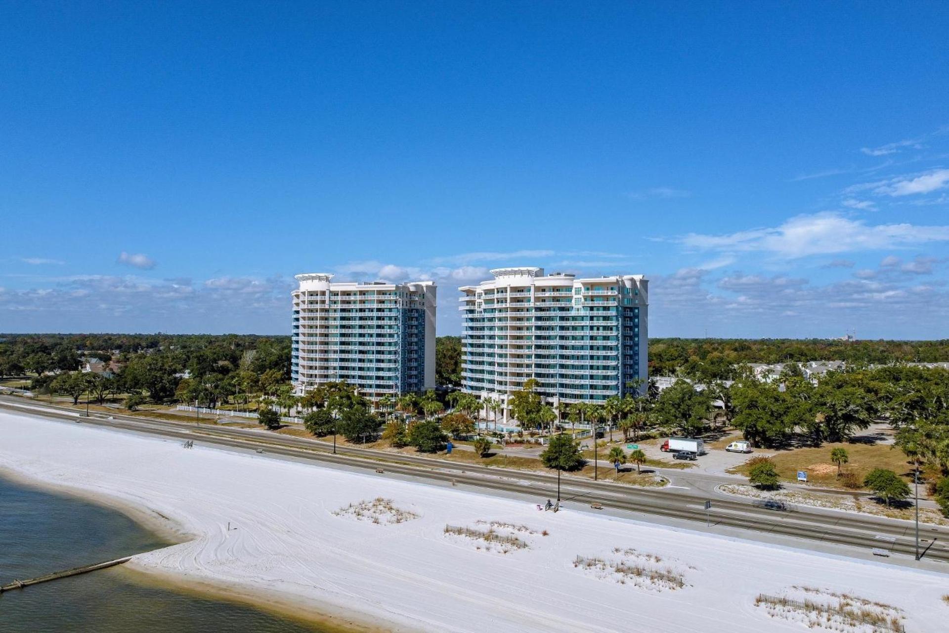 Charming Condo On The Beach/Legacy T2-1102 Gulfport Exterior photo